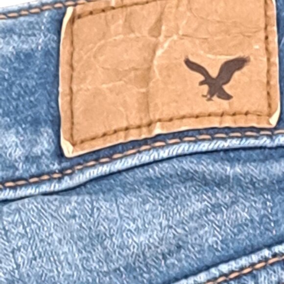 American Eagle Outfitters  Midi Shorts Super Super Stretch Women's Size 4 - Picture 5 of 6